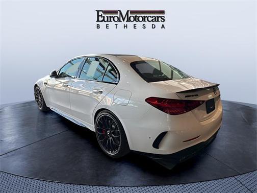 2024 Mercedes-Benz AMG C 63 S E Performance