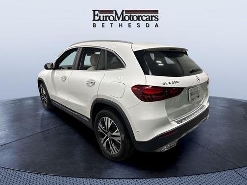 2025 Mercedes-Benz GLA 250 4MATIC