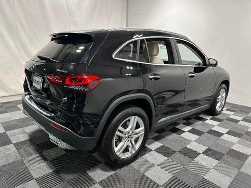 Night Black 2023 Mercedes-Benz GLA 250 4MATIC