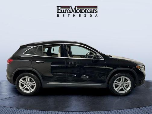 Night Black 2023 Mercedes-Benz GLA 250 4MATIC