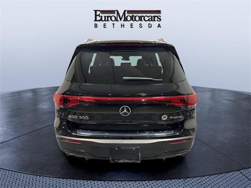 2022 Mercedes-Benz EQB 300 4MATIC