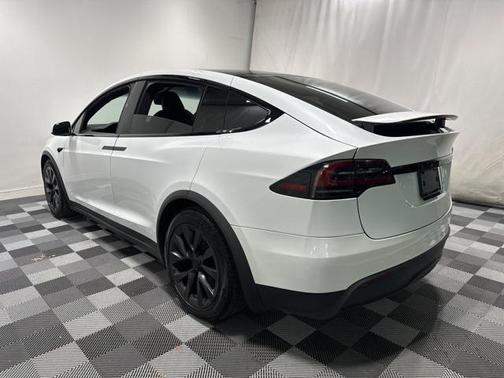 2023 Tesla Model X Standard Range