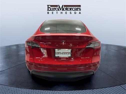 2022 Tesla Model Y Long Range Dual Motor All-Wheel Drive