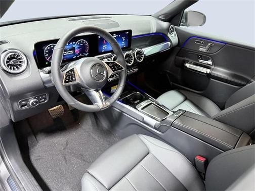 2025 Mercedes-Benz GLB 250 4MATIC
