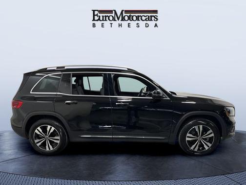 2025 Mercedes-Benz GLB 250 4MATIC