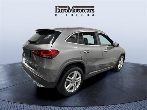 2021 Mercedes-Benz GLA 250 Base 4MATIC