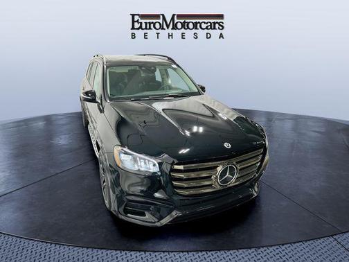 Obsidian Black Metallic 2026 Mercedes-Benz GLS 450 4MATIC