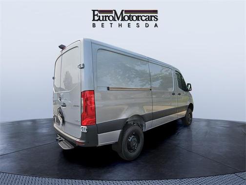 2025 Mercedes-Benz Sprinter 2500 Standard Roof