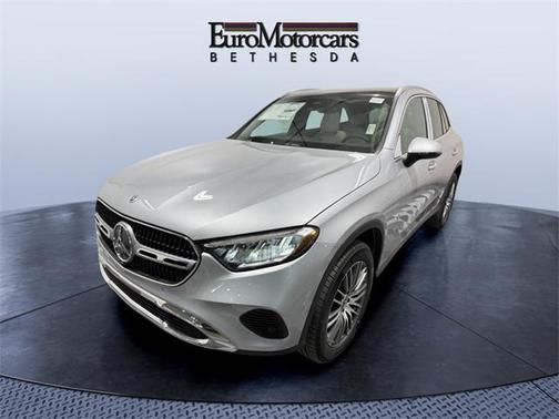 2025 Mercedes-Benz GLC 300 4MATIC