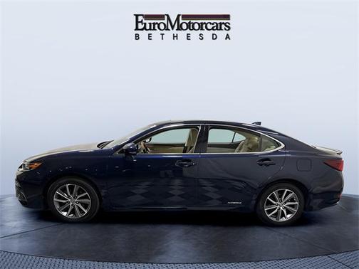 2016 Lexus ES 300h Base