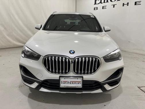 Photo 2 of 31 of 2022 BMW X1 xDrive28i