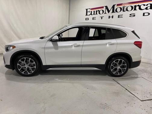 Photo 4 of 31 of 2022 BMW X1 xDrive28i