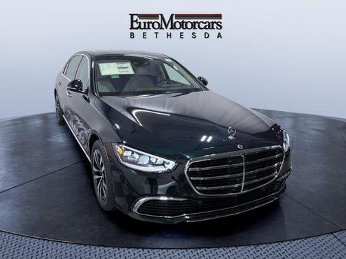 Emerald Green Metallic 2026 Mercedes-Benz S-Class S 580 4MATIC