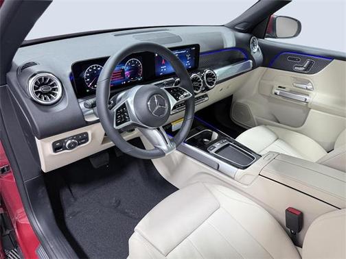 2025 Mercedes-Benz GLB 250 4MATIC