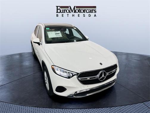 2025 Mercedes-Benz GLC 300 4MATIC
