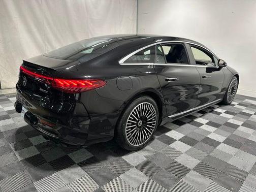 Obsidian Black Metallic 2023 Mercedes-Benz EQS 580 4MATIC