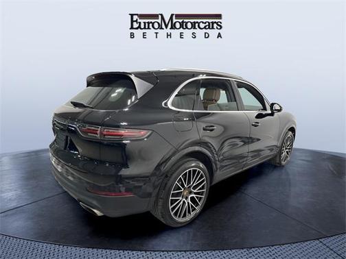 2021 Porsche Cayenne Cayenne