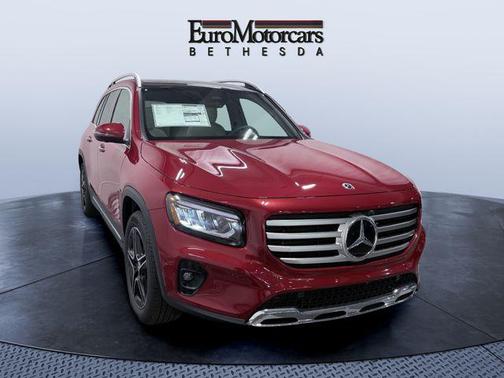 Patagonia Red Metallic 2026 Mercedes-Benz GLB 250 4MATIC