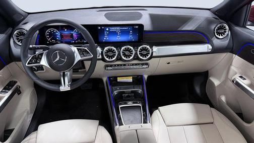 Patagonia Red Metallic 2026 Mercedes-Benz GLB 250 4MATIC
