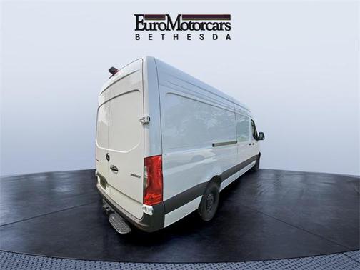2025 Mercedes-Benz Sprinter 2500 High Roof