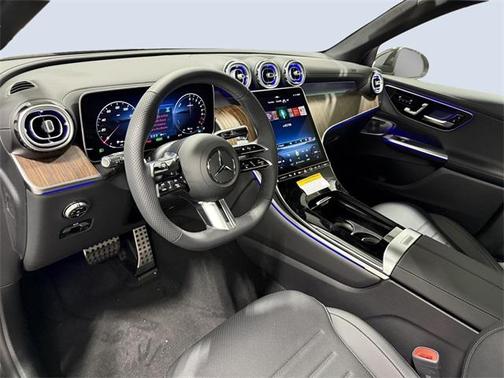 2025 Mercedes-Benz GLC 350e Base