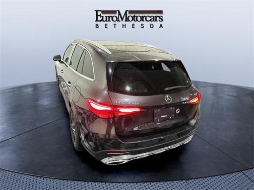 2025 Mercedes-Benz GLC 350e Base