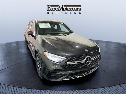 2025 Mercedes-Benz GLC 350e Base