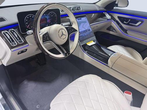 MANUFAKTUR Moonlight White Metallic 2026 Mercedes-Benz S-Class S 580 4MATIC