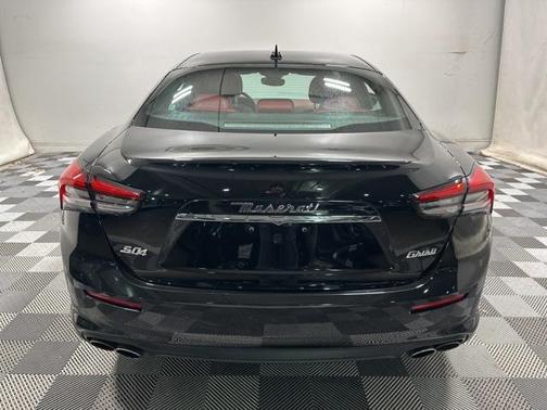 2021 Maserati Ghibli S Q4