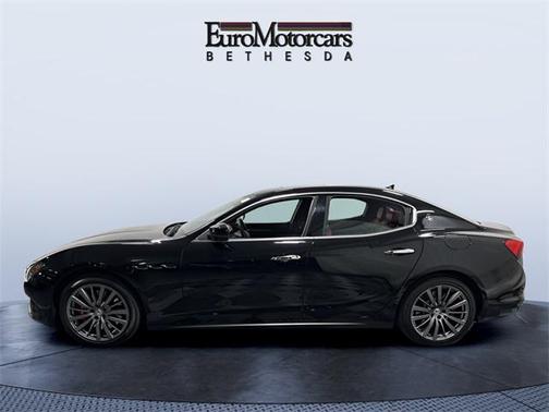 2021 Maserati Ghibli S Q4