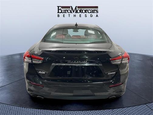 2021 Maserati Ghibli S Q4