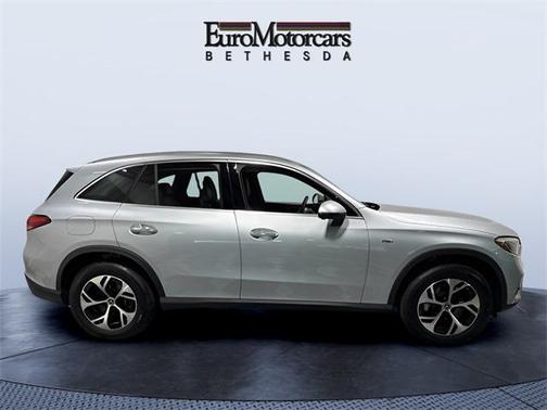 2025 Mercedes-Benz GLC 350e Base