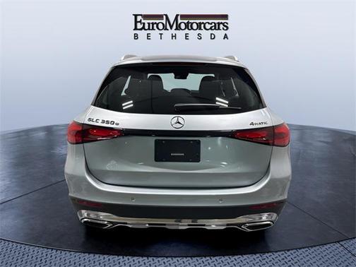 2025 Mercedes-Benz GLC 350e Base