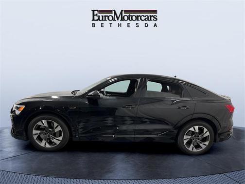 2023 Audi e-tron Sportback S line Premium