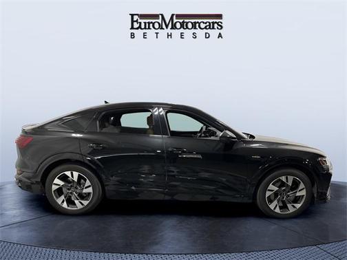 2023 Audi e-tron Sportback S line Premium