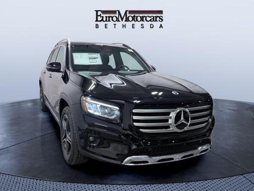 Night Black 2026 Mercedes-Benz GLB 250 4MATIC