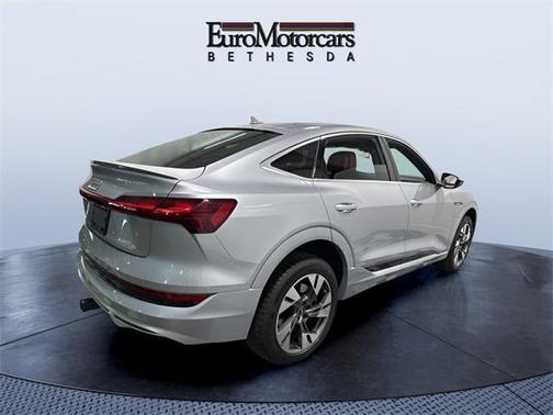 2022 Audi e-tron Sportback S line Premium