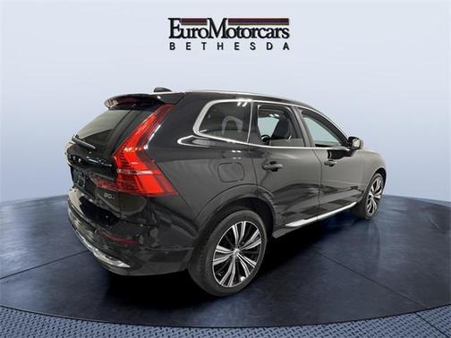 2022 Volvo XC60 B5 Inscription