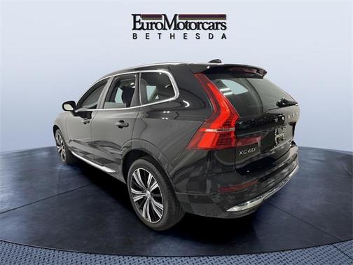 2022 Volvo XC60 B5 Inscription