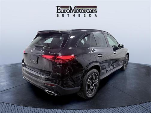 2026 Mercedes-Benz GLC 350e Base