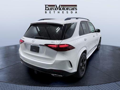 Moonlight White Metallic 2026 Mercedes-Benz GLE 350 4MATIC