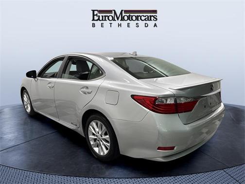 2013 Lexus ES 300h Base