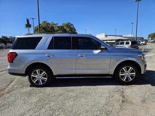 2023 Ford Expedition XLT