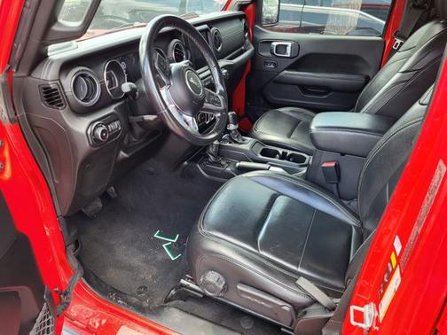 2021 Jeep Wrangler SAHARA
