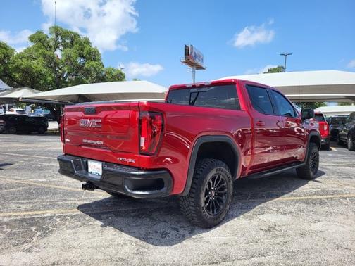 2023 GMC Sierra 1500 AT4X