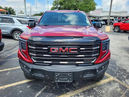 2023 GMC Sierra 1500 AT4X