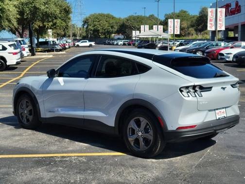 2023 Ford Mustang Mach-E SELECT