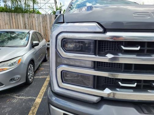 2024 Ford F-250 PLATINUM