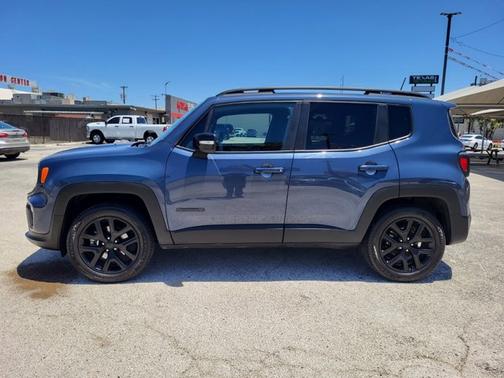 2022 Jeep Renegade LATITUDE