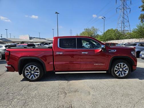 2024 GMC Sierra 1500 DENALI